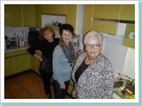 unsere guten Helferlein und Köchinnen, für das leibliche Wohl. unsere guten Helferlein und Köchinnen, für das leibliche Wohl.